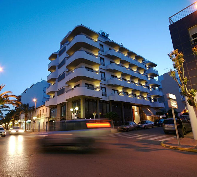 Apartamentos Parot Quality Santa Eularia des Riu Exterior foto
